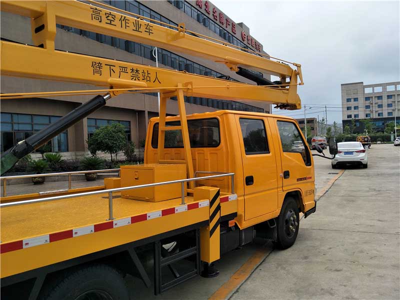 江鈴14米高空作業(yè)車(chē)